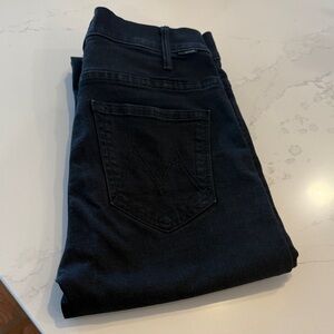Mother Hustler Jean in Black Size 26. Excellent condition